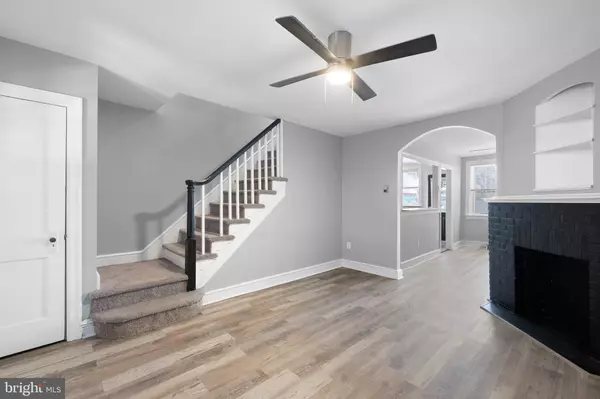 Wilmington, DE 19802,806 E 22ND ST