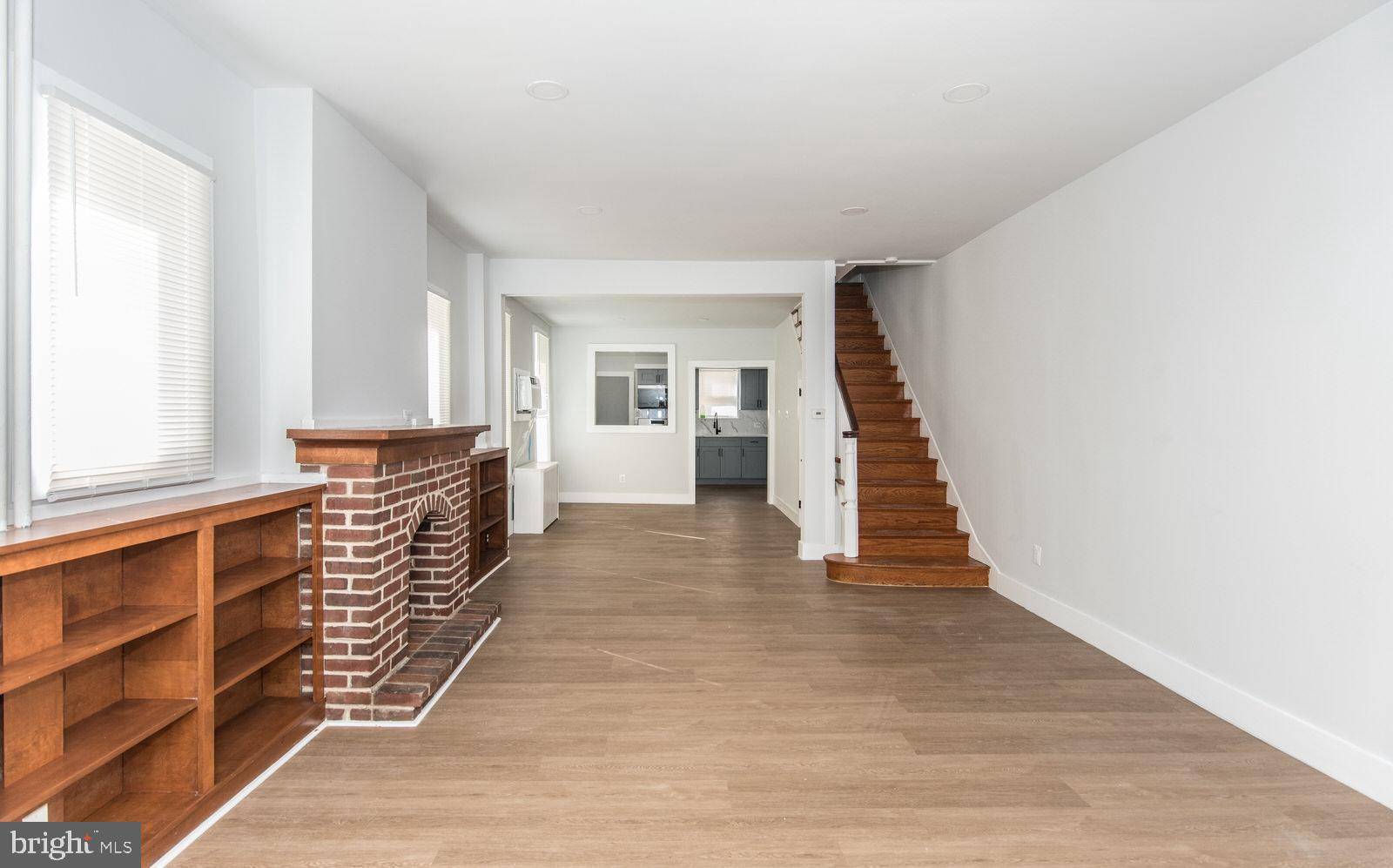 Philadelphia, PA 19135,5739 VANDIKE ST
