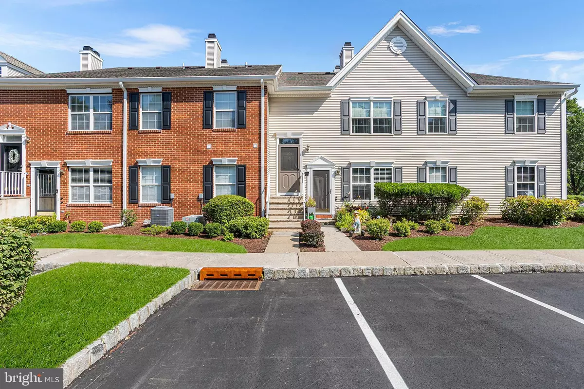 Pennington, NJ 08534,205 GENTRY CT
