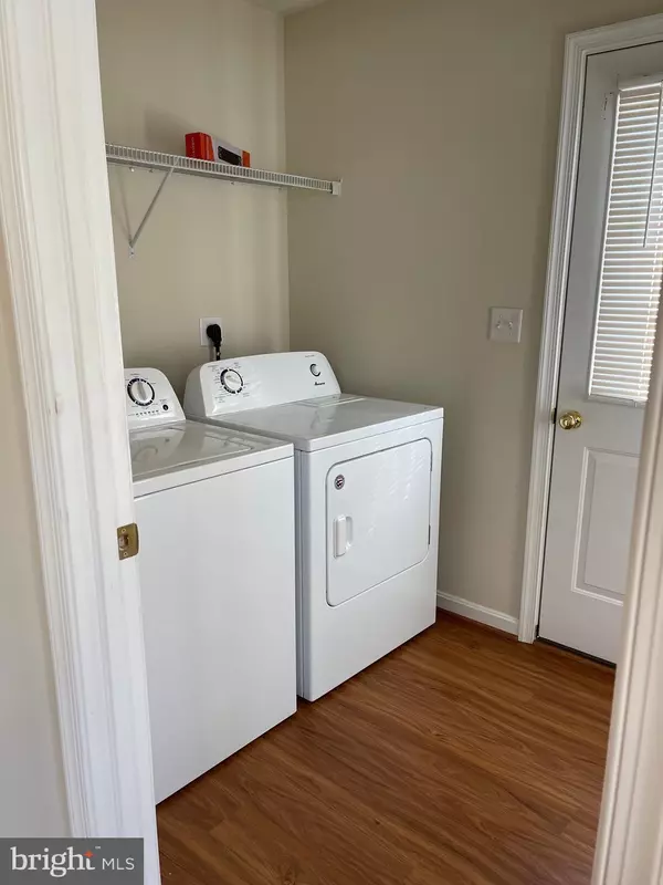 Colonial Beach, VA 22443,873 MATTOX AVE
