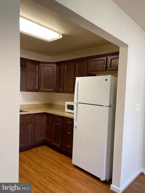 Colonial Beach, VA 22443,873 MATTOX AVE