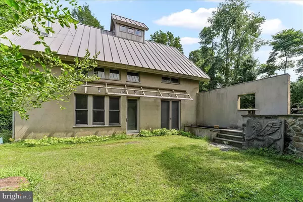 Media, PA 19063,157 BORTONDALE RD