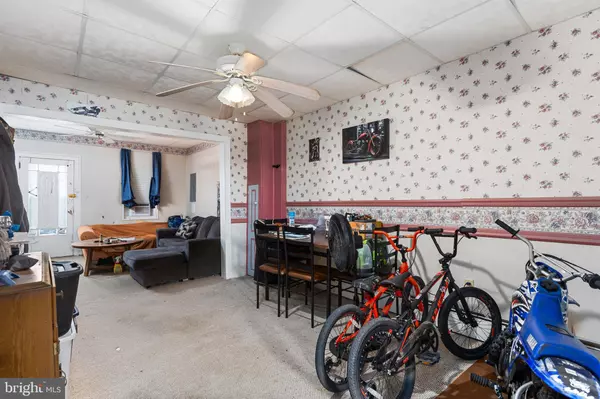 Williamstown, PA 17098,330 JULIAN ST