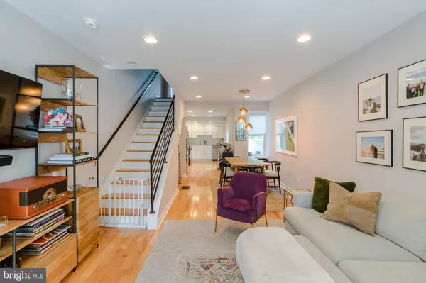 Philadelphia, PA 19130,811 N BUCKNELL ST