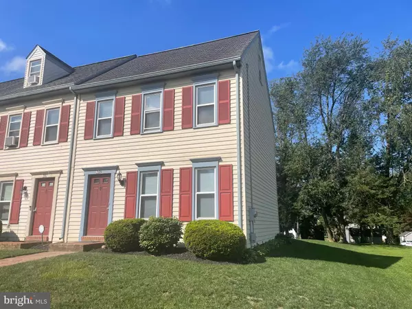 209 CROSS KEYS DR, Strasburg, PA 17579