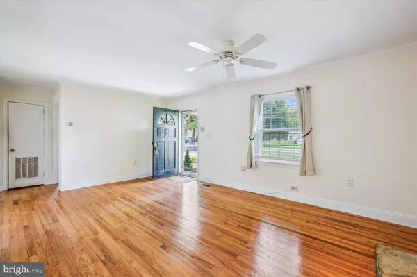 Alexandria, VA 22306,2605 POPKINS LN