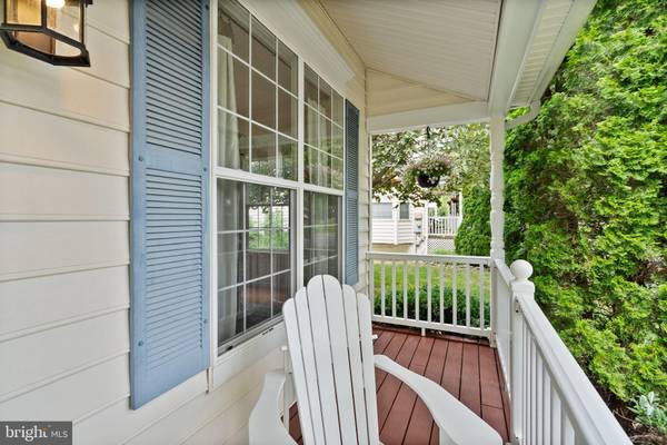 Chantilly, VA 20152,25941 HARTWOOD DRIVE