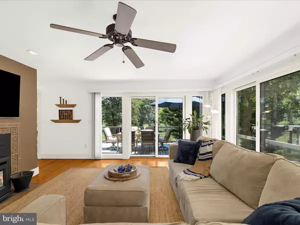 Annapolis, MD 21403,527 LEE CIR