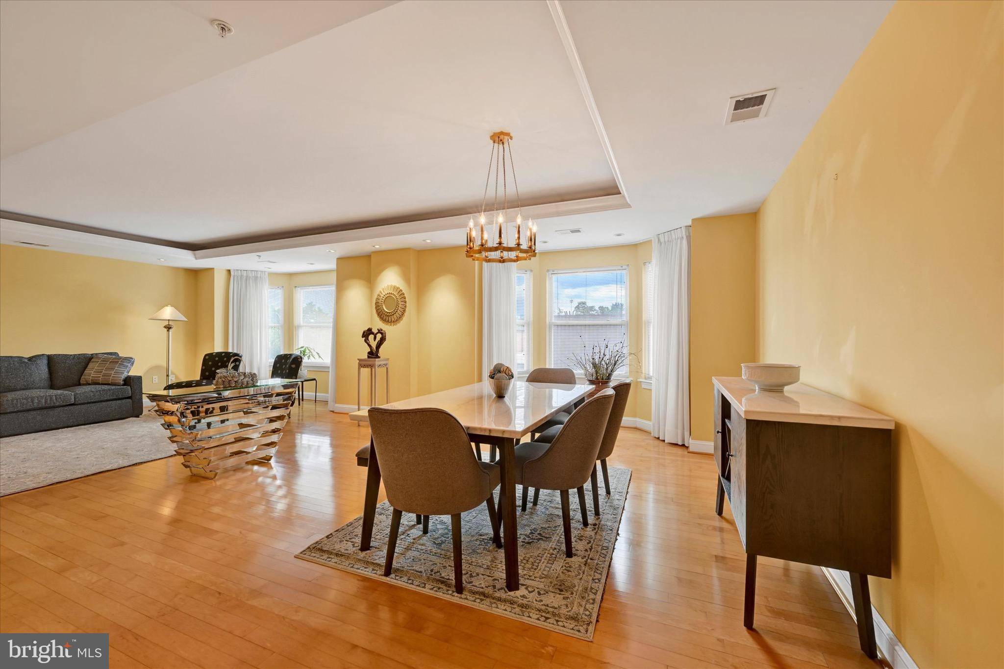 Pikesville, MD 21208,8002 BRYNMOR CT #105