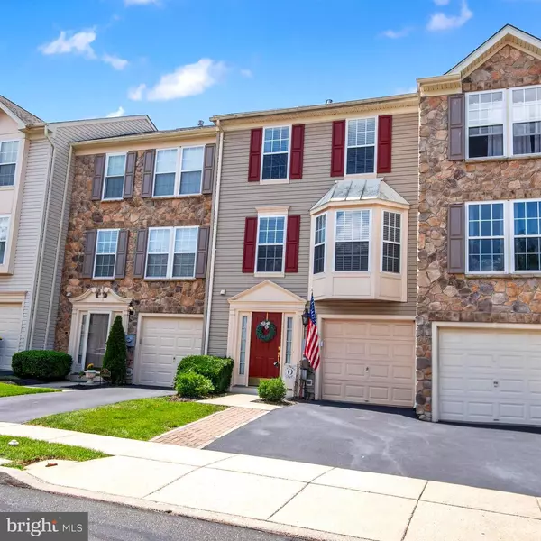 212 WINDSOR CT, Quakertown, PA 18951