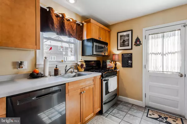 Wynnewood, PA 19096,121 ROCK GLEN RD