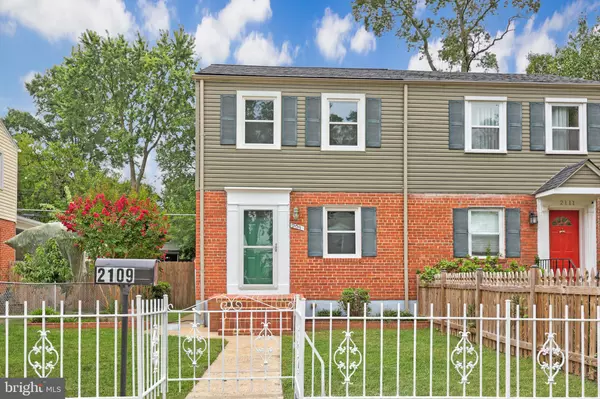 2109 ARLINGTON TER,  Alexandria,  VA 22303