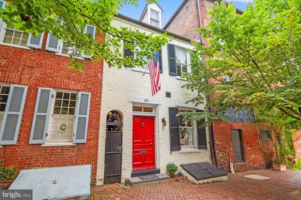 103 PRINCE ST, Alexandria, VA 22314