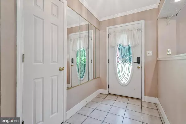 Hollywood, MD 20636,25757 JONES WHARF RD