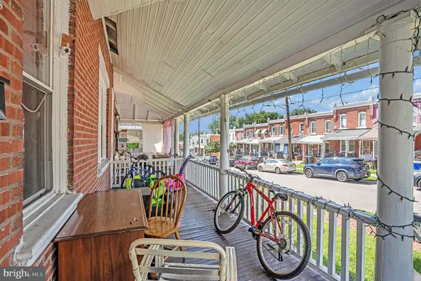 Norristown, PA 19401,16 W SPRUCE ST