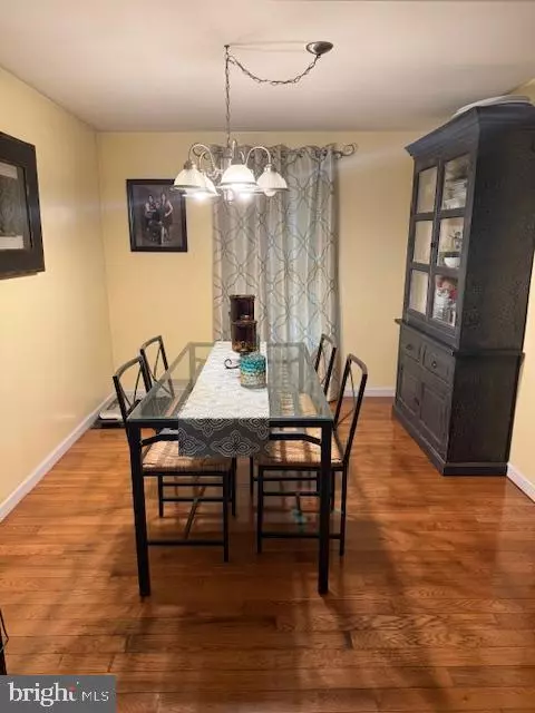 Burlington, NJ 08016,7 MILL RD