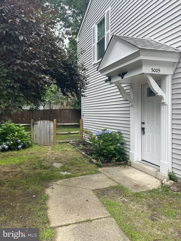 Waldorf, MD 20602,5005 VANE CT