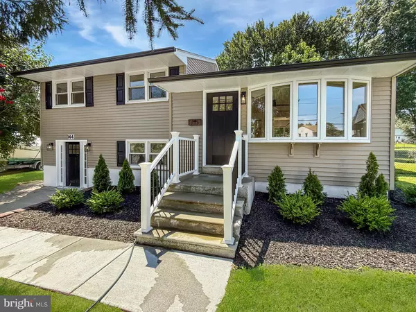 Gloucester City, NJ 08030,144 EDWARDS DR