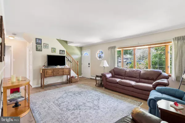 Levittown, PA 19056,27 JASMINE RD