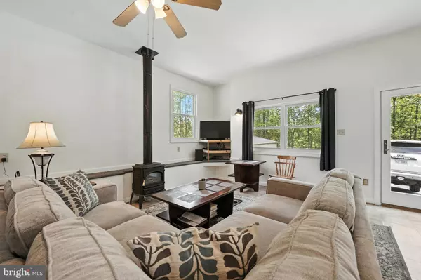 Midland, VA 22728,2266 BEAVER DAM RD