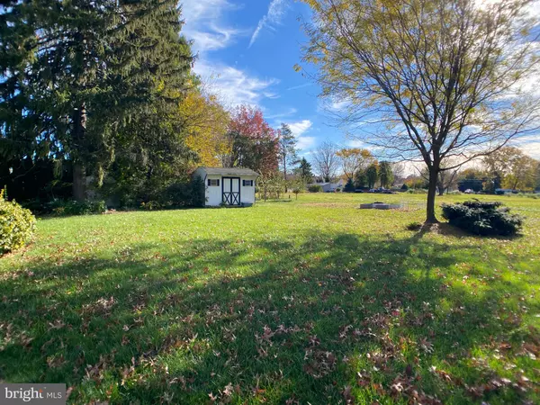 Willow Street, PA 17584,13 MYLIN AVE