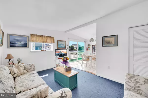 Tuckerton, NJ 08087,34 BOOM WAY N