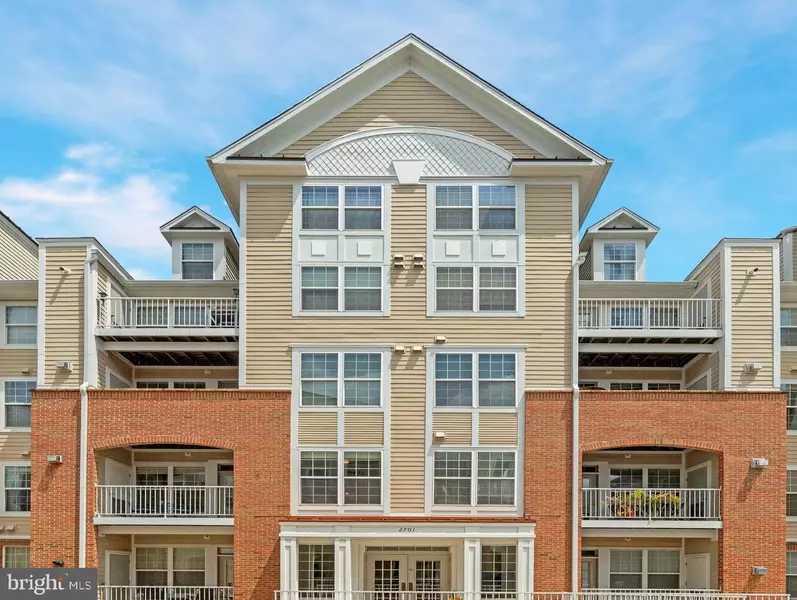 2701 BELLFOREST CT #205, Vienna, VA 22180