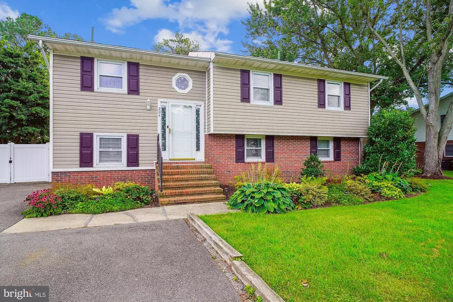 204 SKIPPER LN, Chester, MD 21619