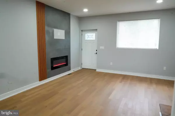 Philadelphia, PA 19134,2811 SALMON ST