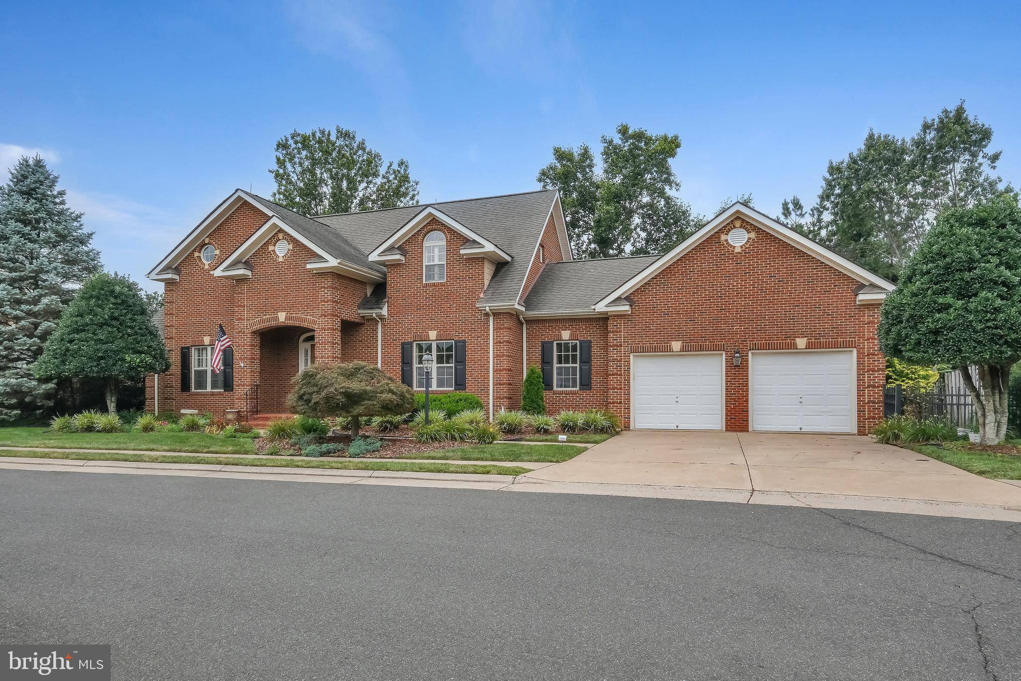 243 CARRIAGE CHASE CIR, Warrenton, VA 20186