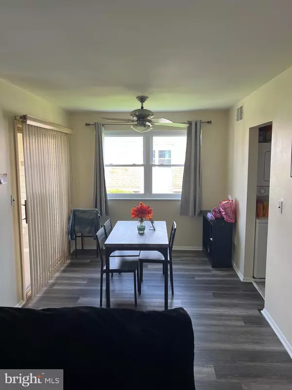 Burlington, NJ 08016,28-6 FLORENCE TOLLGATE PL