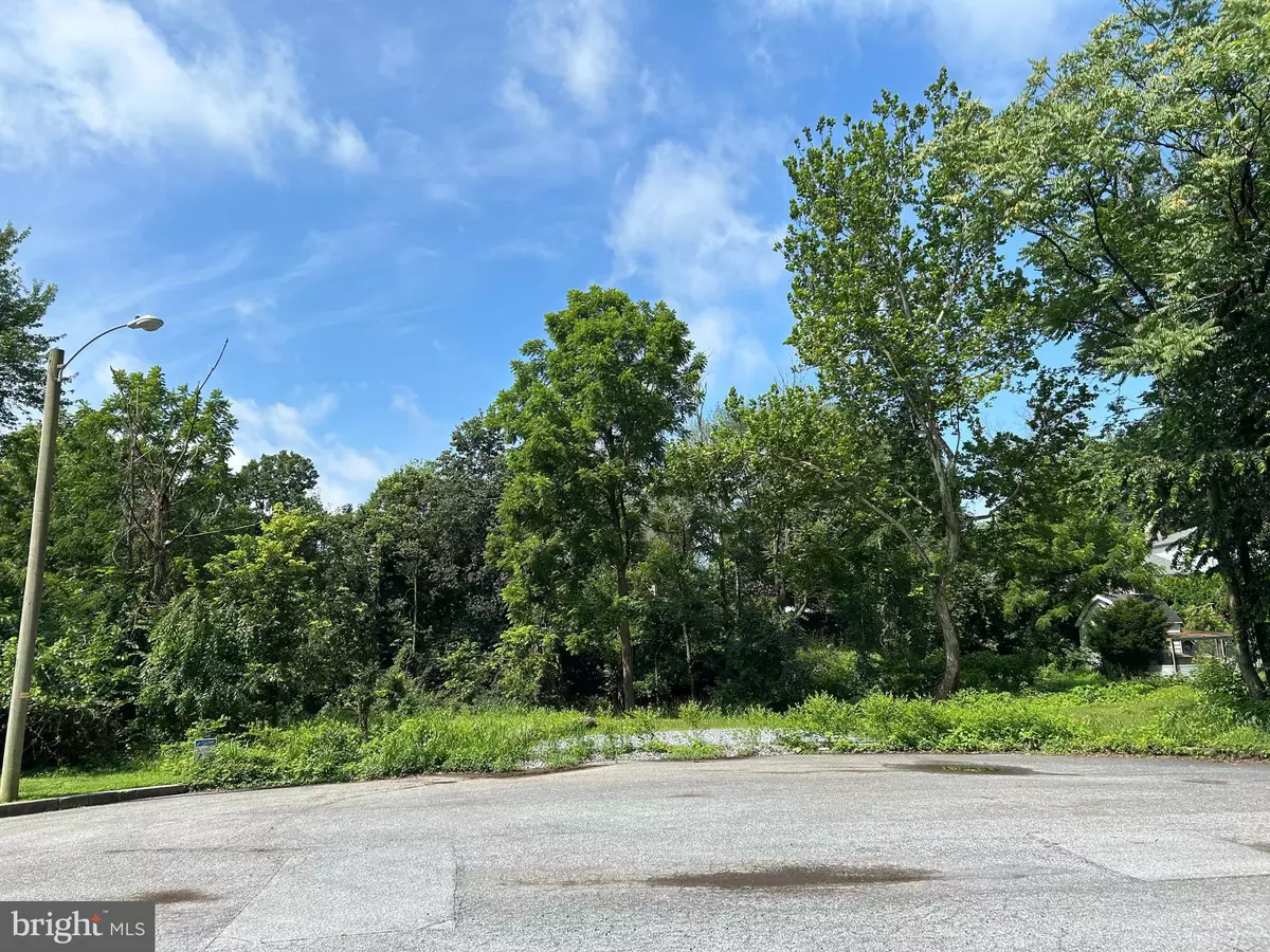 Harrisburg, PA 17111,0 LISA DR #5