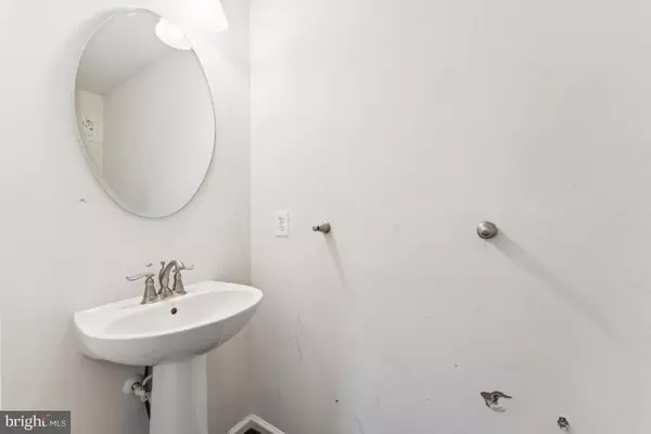 Capitol Heights, MD 20743,6103 WESTIN CT