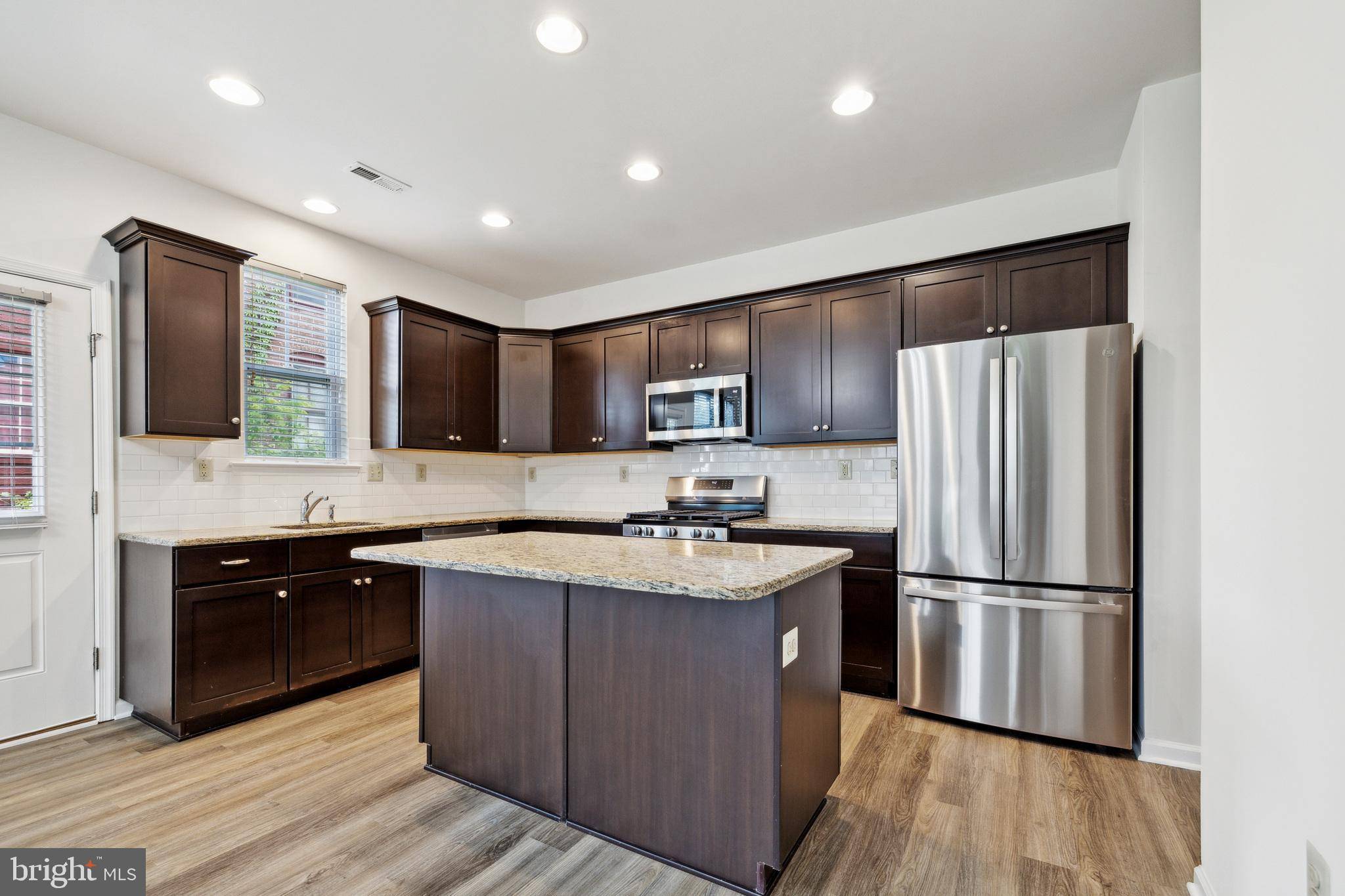 North Wales, PA 19454,324 W WALNUT ST #C
