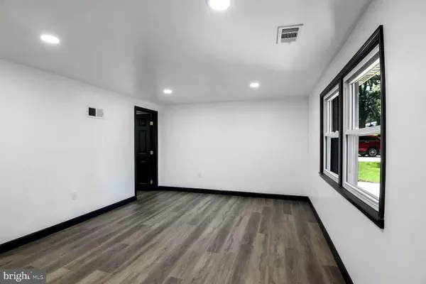 Upper Marlboro, MD 20772,3604 HALLOWAY N