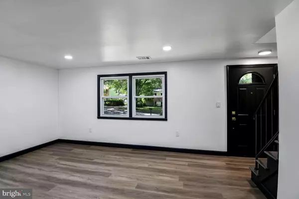 Upper Marlboro, MD 20772,3604 HALLOWAY N