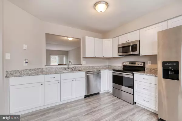 Owings Mills, MD 21117,3 GREENSHIRE LN