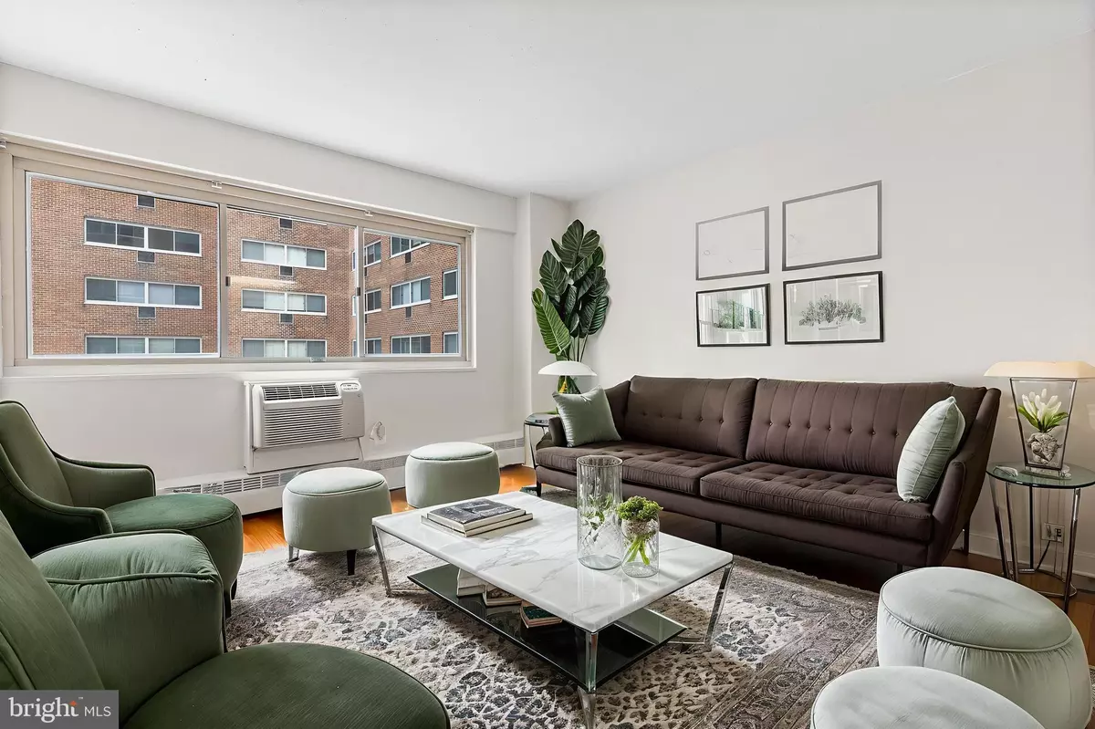 Philadelphia, PA 19103,2101-17 CHESTNUT ST #920