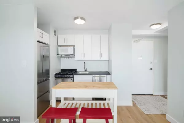 1810 RITTENHOUSE SQ #606, Philadelphia, PA 19103