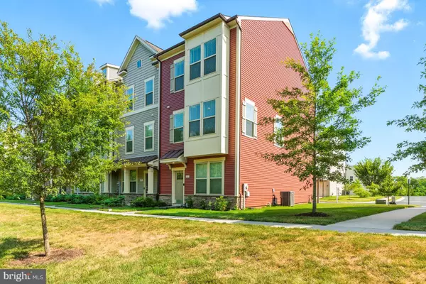 831 BADGER AVE, Frederick, MD 21702