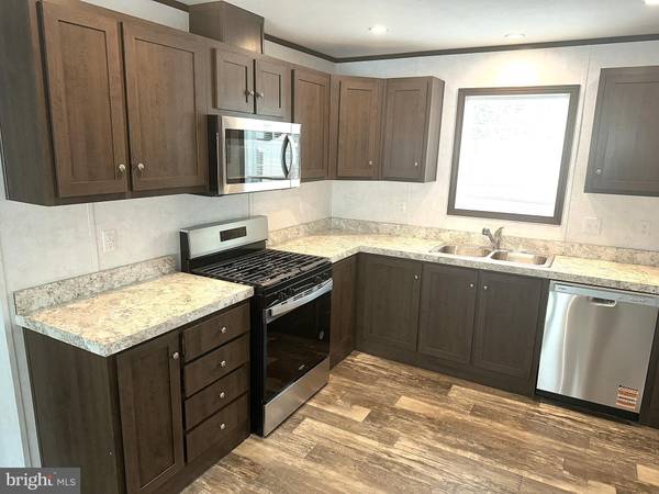 Hampstead, MD 21074,2439 FAIRMOUNT RD #35