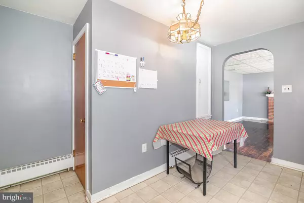 Harrisburg, PA 17109,408 CLINTON RD