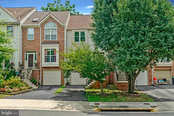 Centreville, VA 20121,13908 BATON ROUGE CT