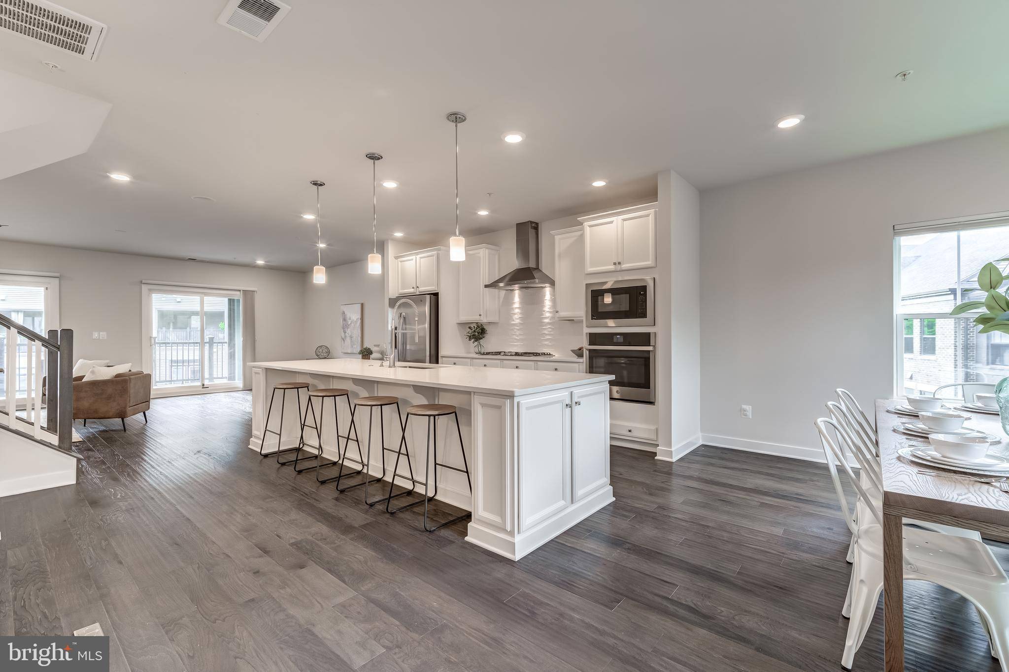 Herndon, VA 20171,13248 LAKE WOODLAND WAY #5B
