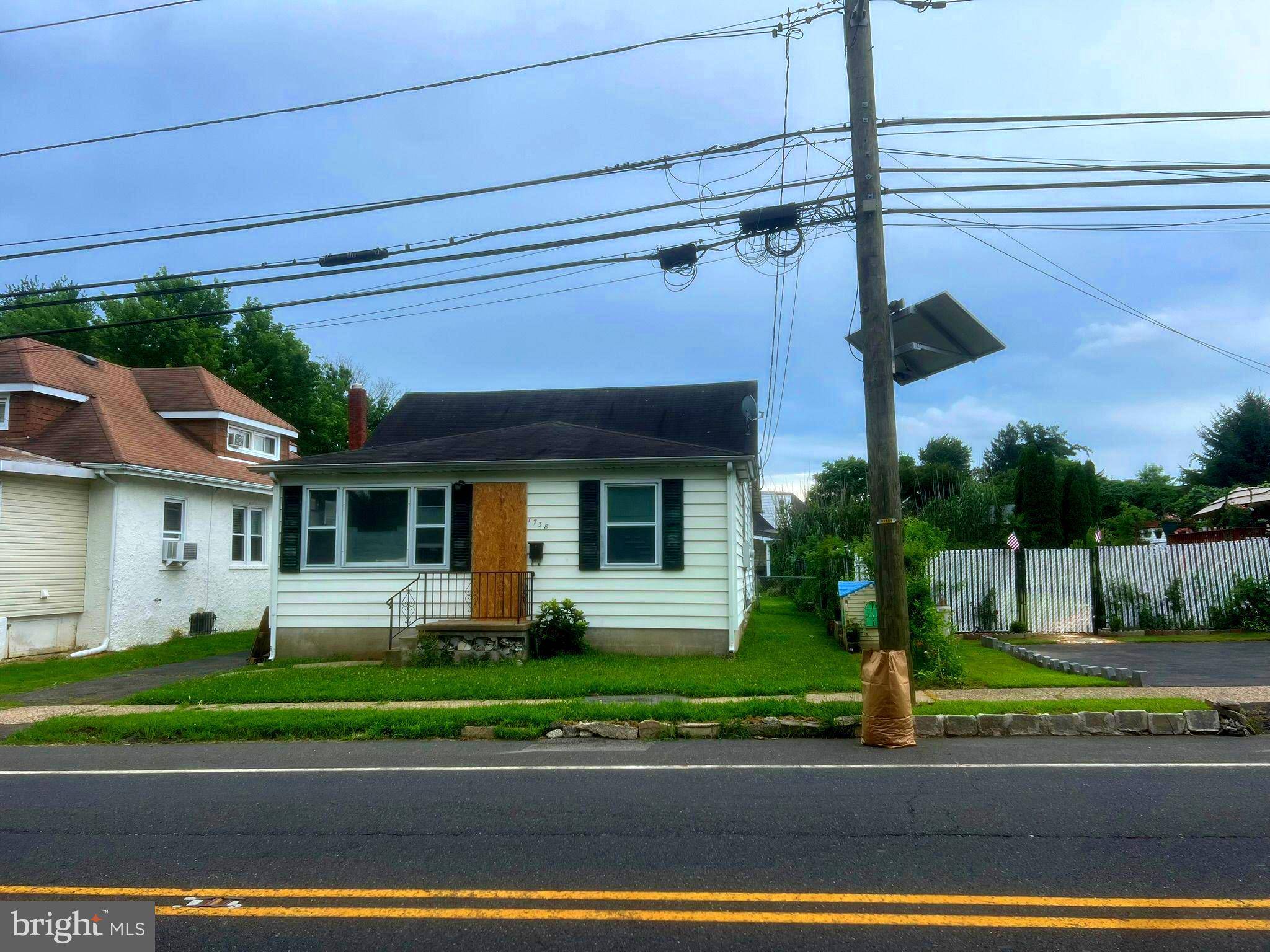 Ewing, NJ 08638,1738 PROSPECT