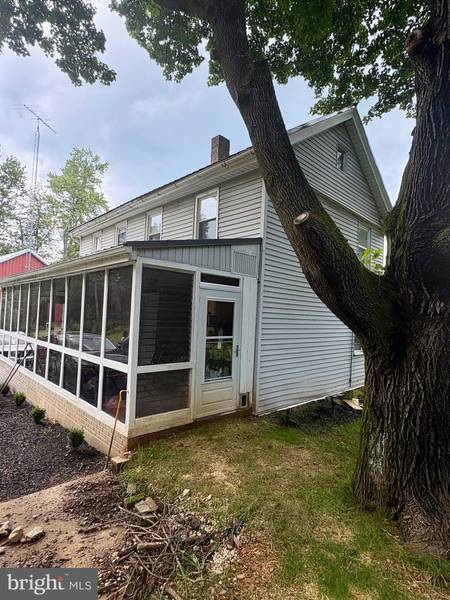 10973 CENTERVILLE LN, Glen Rock, PA 17327