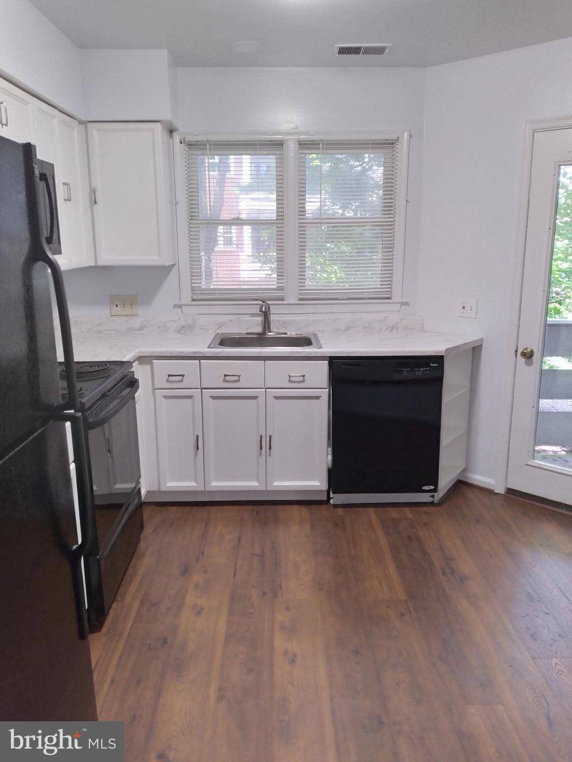 Falls Church, VA 22042,3152-I COVEWOOD CT #I