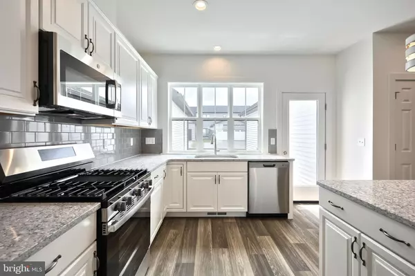 Mechanicsburg, PA 17055,104 MADISON DR