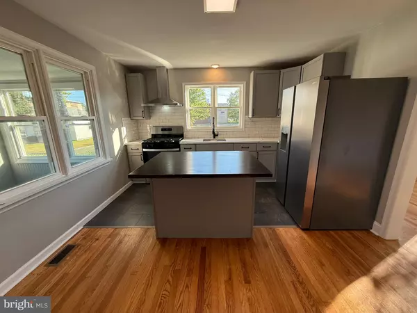 Woodbury, NJ 08096,518 TATUM ST