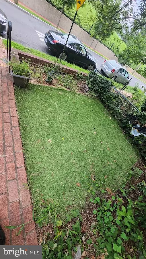 Washington, DC 20020,1422 W ST SE #2